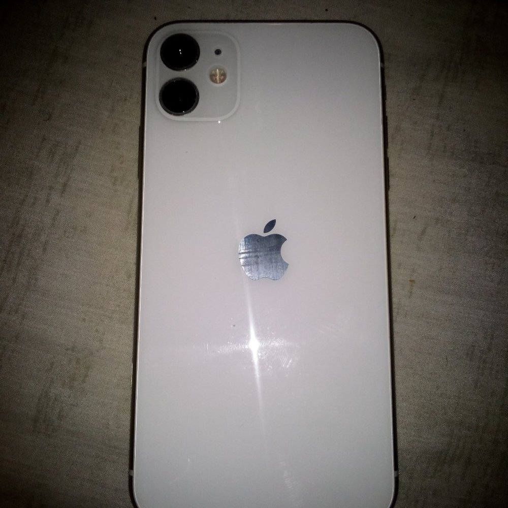 iPhone 11